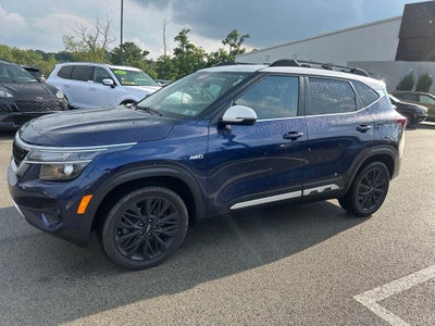 2022 Kia Seltos Nightfall