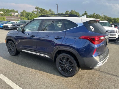 2022 Kia Seltos Nightfall
