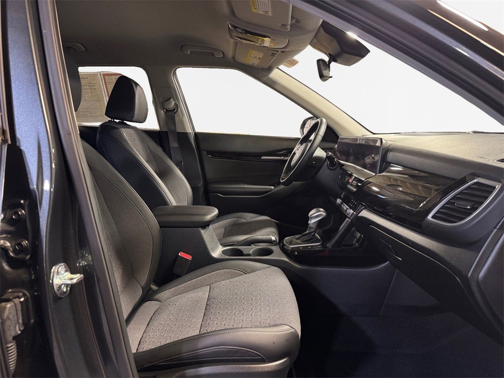 2024 Kia Seltos S NAVIGATION