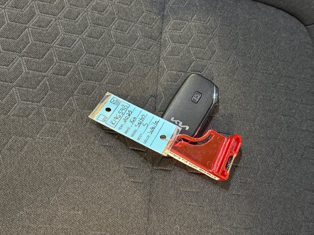 2025 Kia Seltos S NAVIGATION