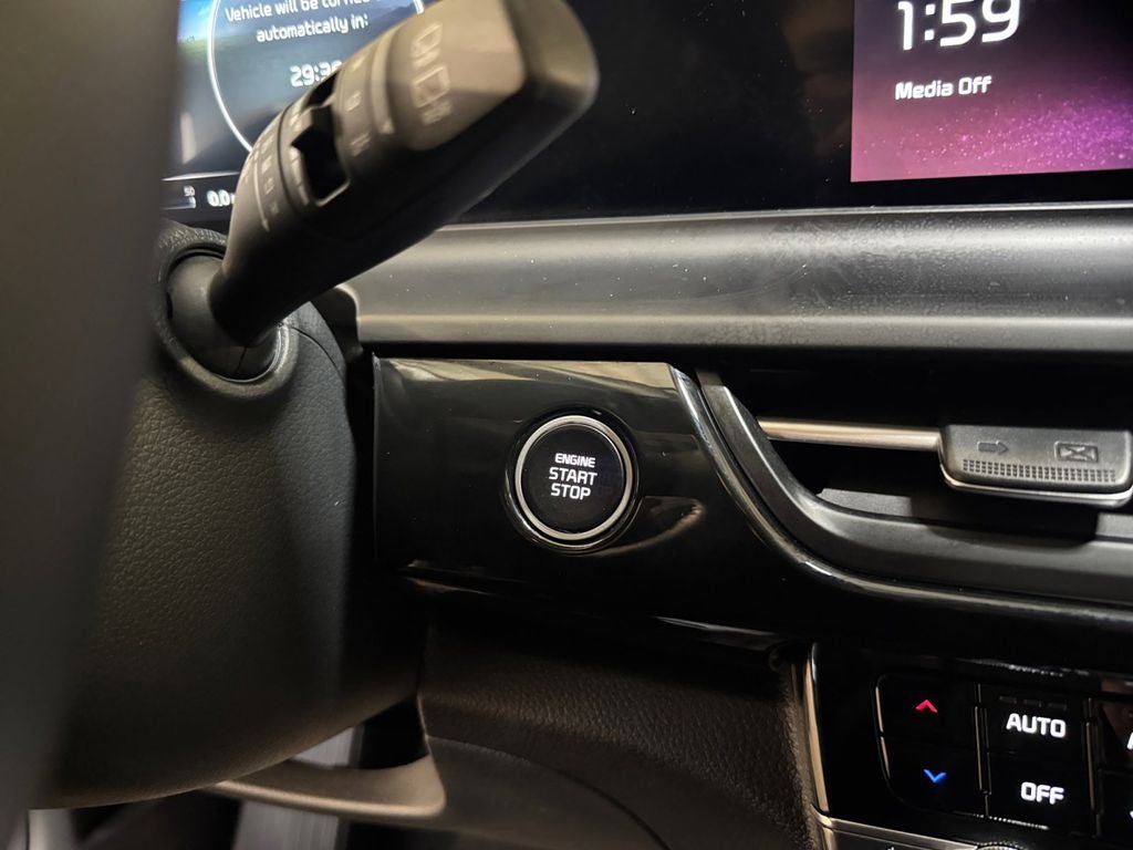 2024 Kia Seltos S NAVIGATION