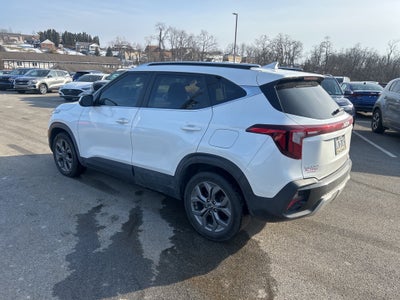 2024 Kia Seltos S NAVIGATION