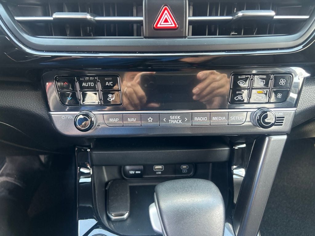 2024 Kia Seltos S NAVIGATION