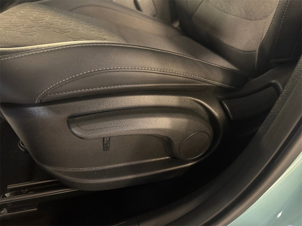 2024 Kia Seltos S NAVIGATION