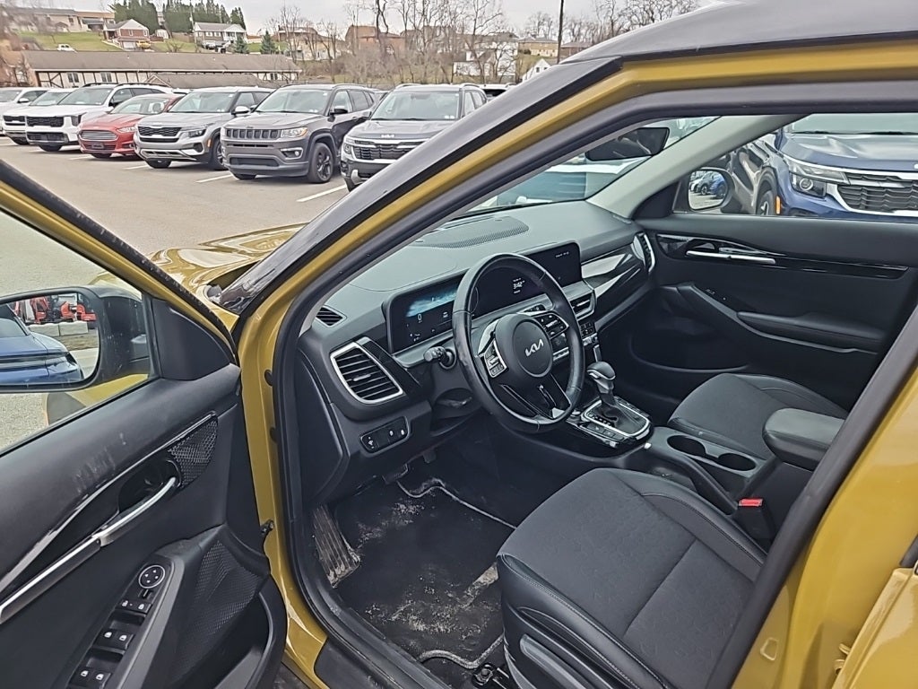 2024 Kia Seltos S NAVIGATION