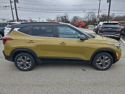 2024 Kia Seltos S NAVIGATION