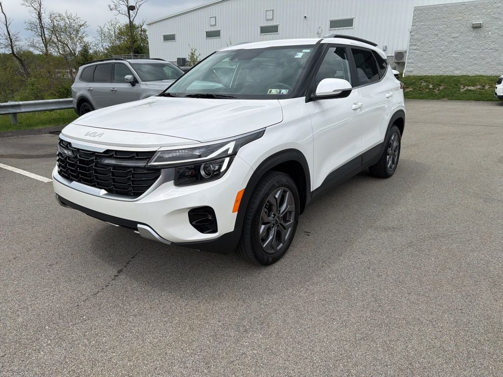 2024 Kia Seltos S NAVIGATION