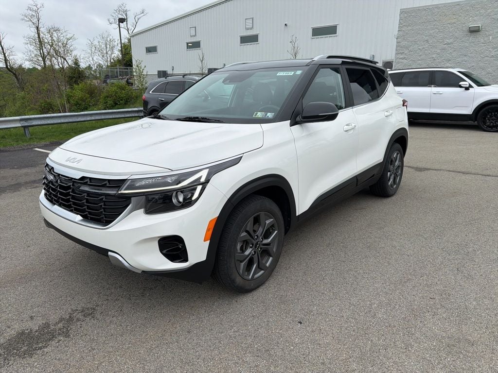 2024 Kia Seltos S NAVIGATION