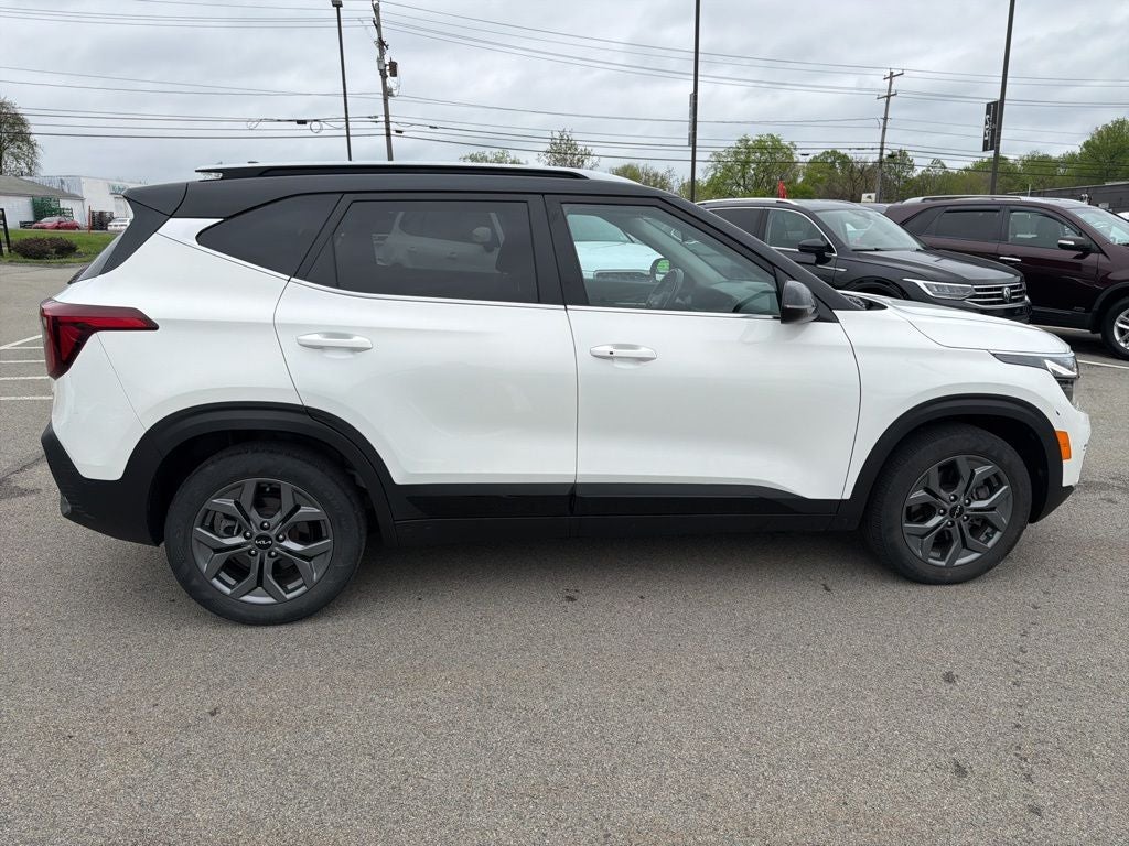 2024 Kia Seltos S NAVIGATION