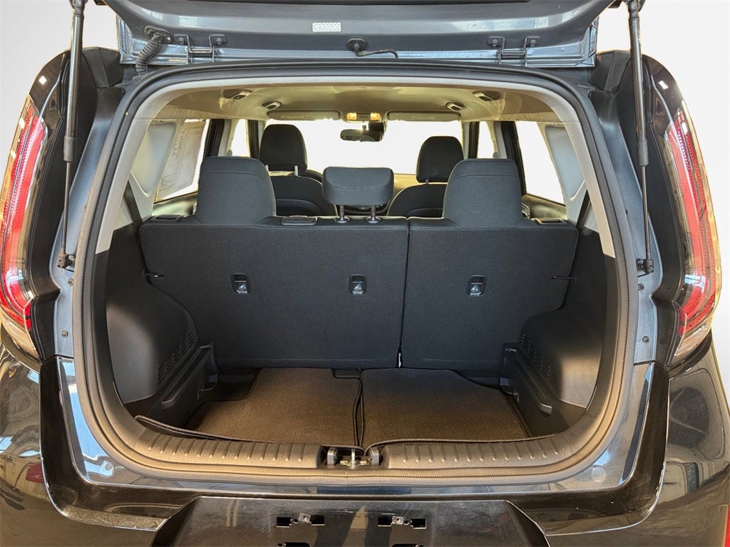 2024 Kia Soul LX TECHNOLOGY PK