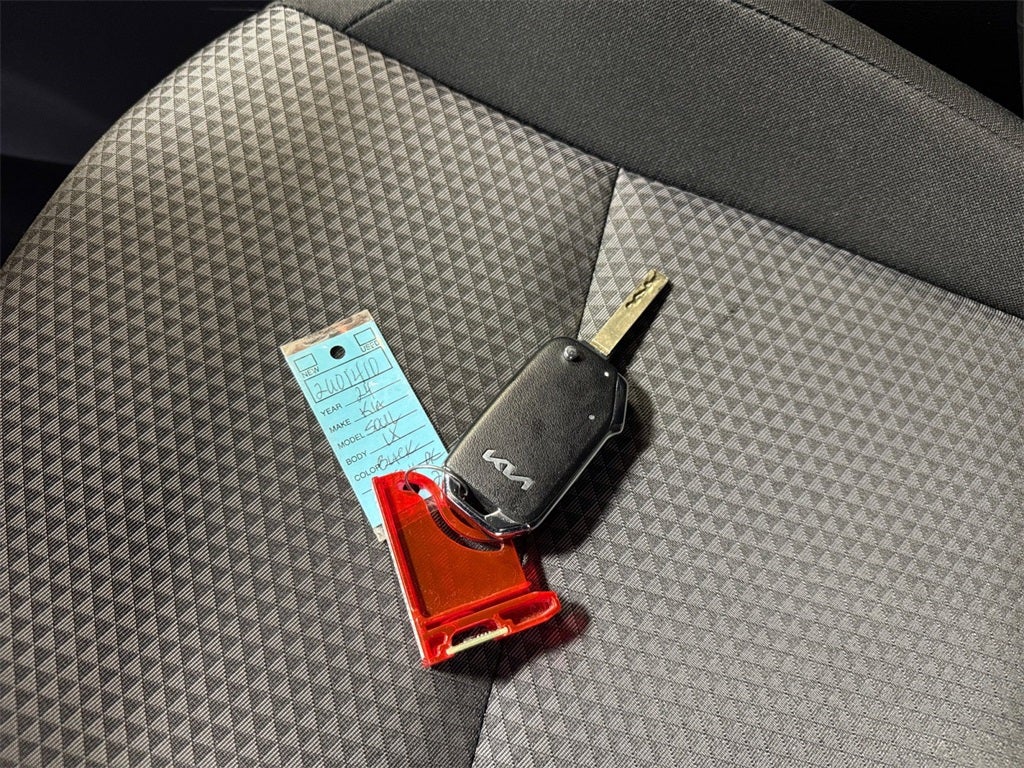 2024 Kia Soul LX TECHNOLOGY PK