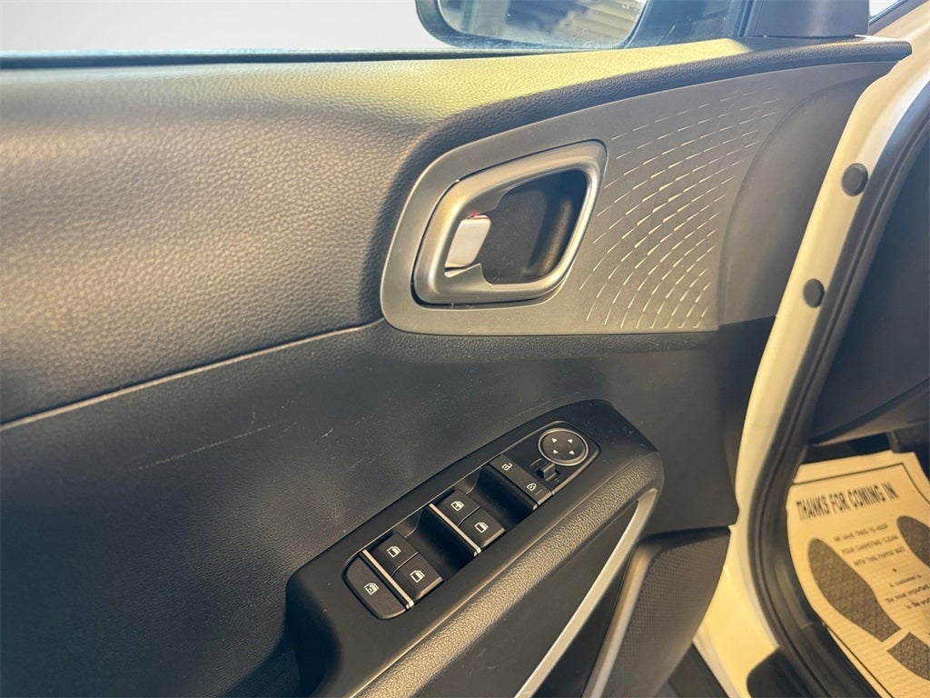 2023 Kia Soul LX Technology Pkg
