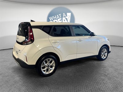 2023 Kia Soul LX Technology Pkg