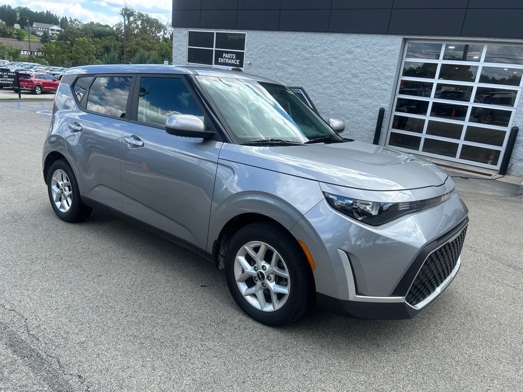 2023 Kia Soul LX TECH PK