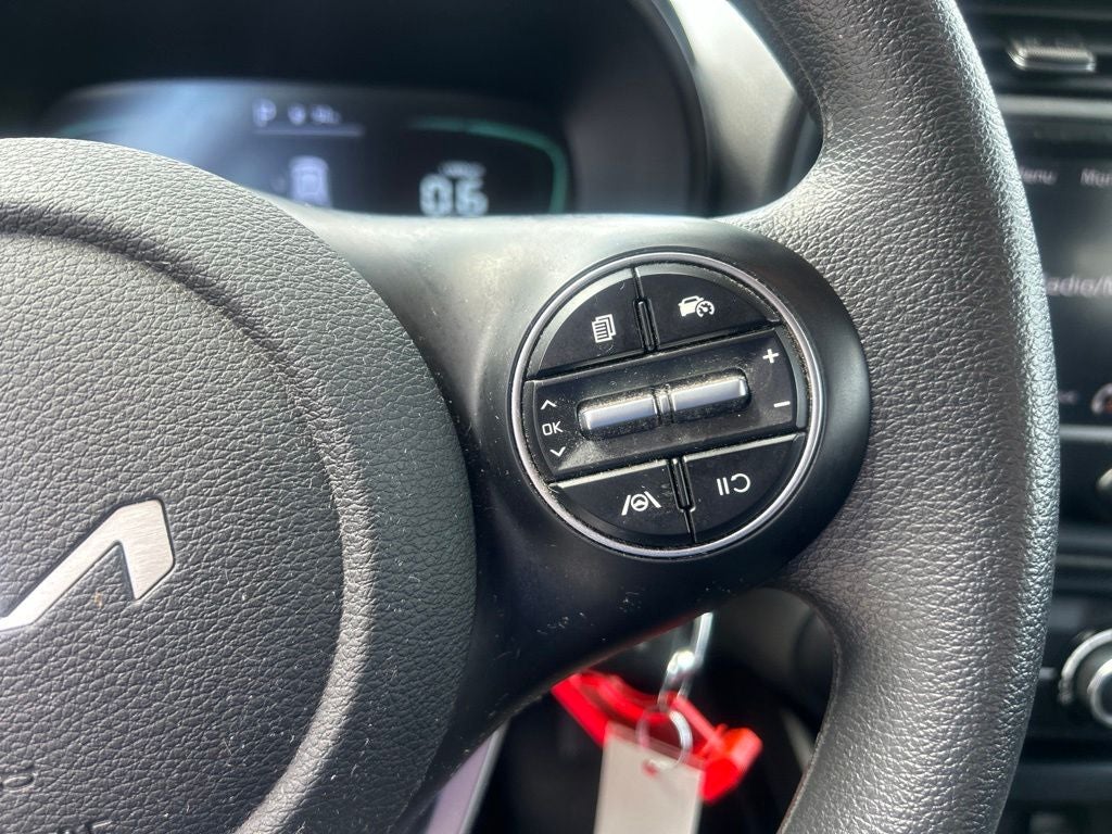 2023 Kia Soul LX TECH PK