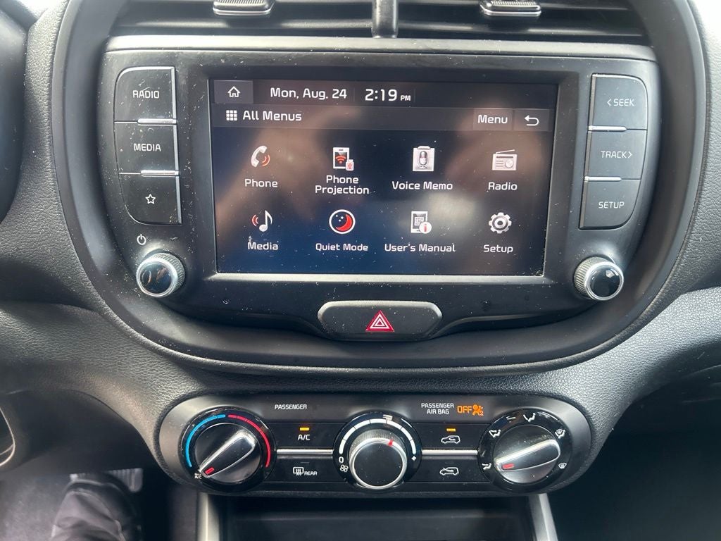 2023 Kia Soul LX TECH PK
