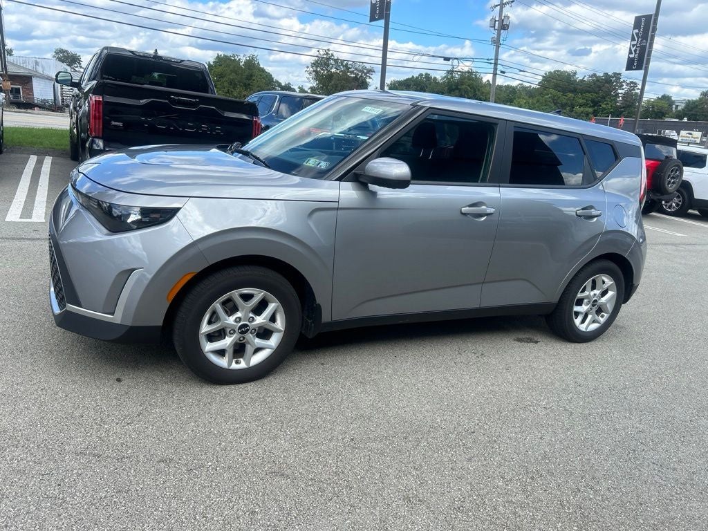 2023 Kia Soul LX TECH PK