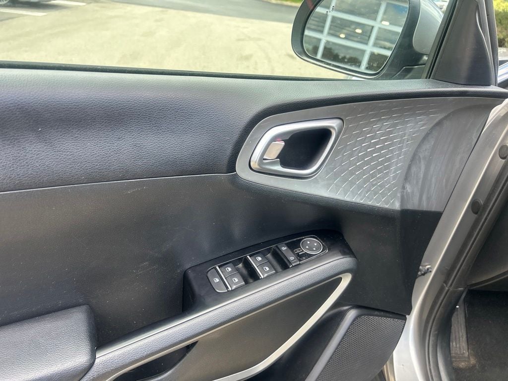 2023 Kia Soul LX TECH PK