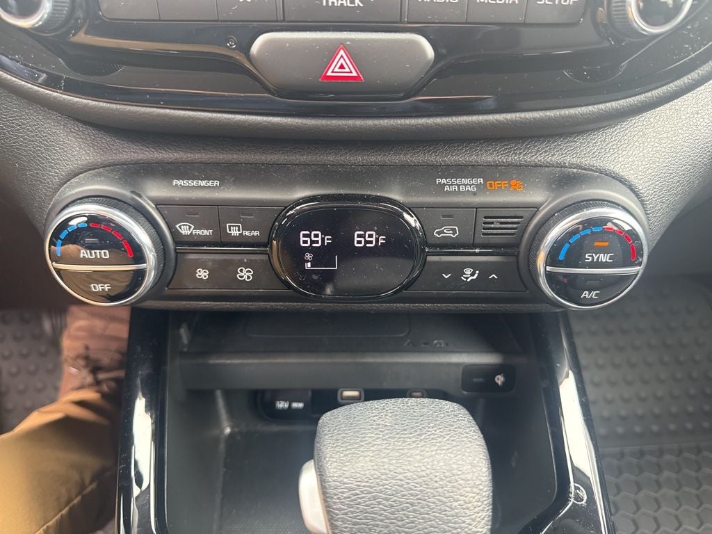 2023 Kia Soul S NAVIGATION