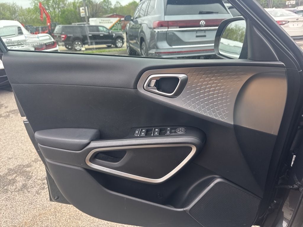 2023 Kia Soul S NAVIGATION