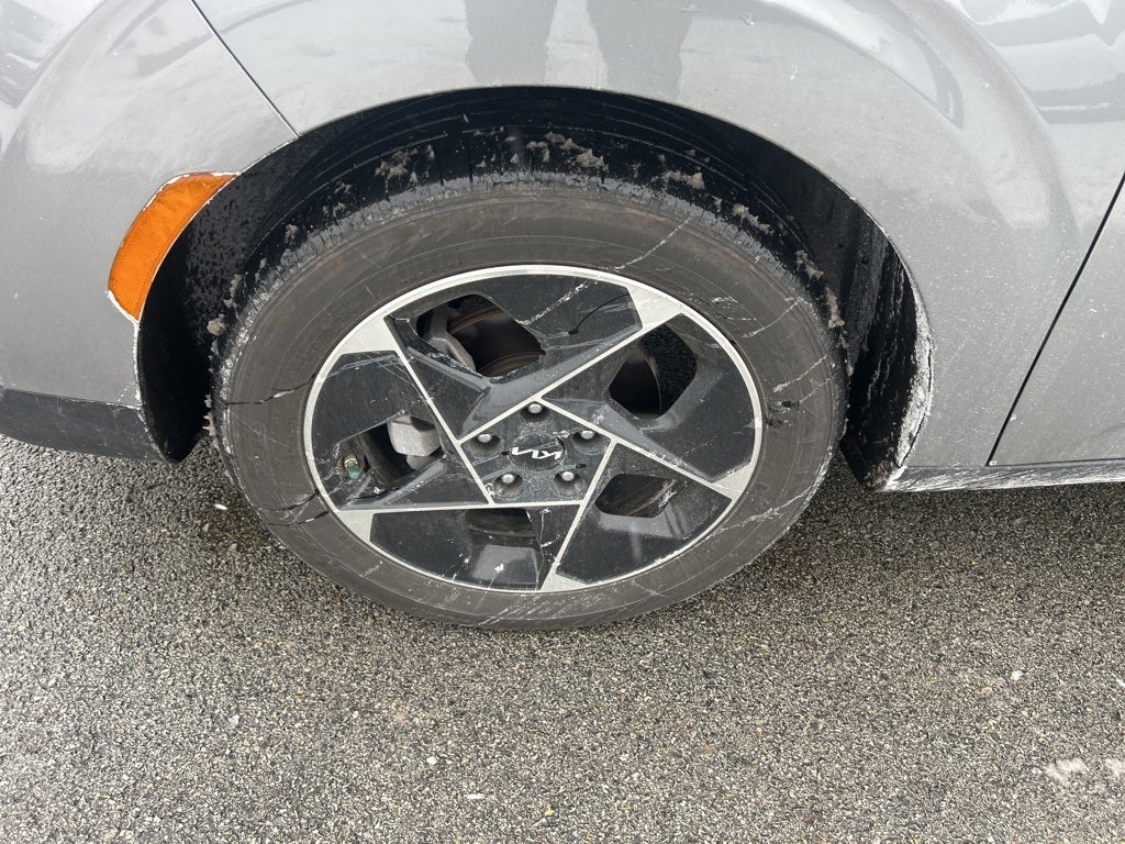 2024 Kia Soul EX MOONROOF