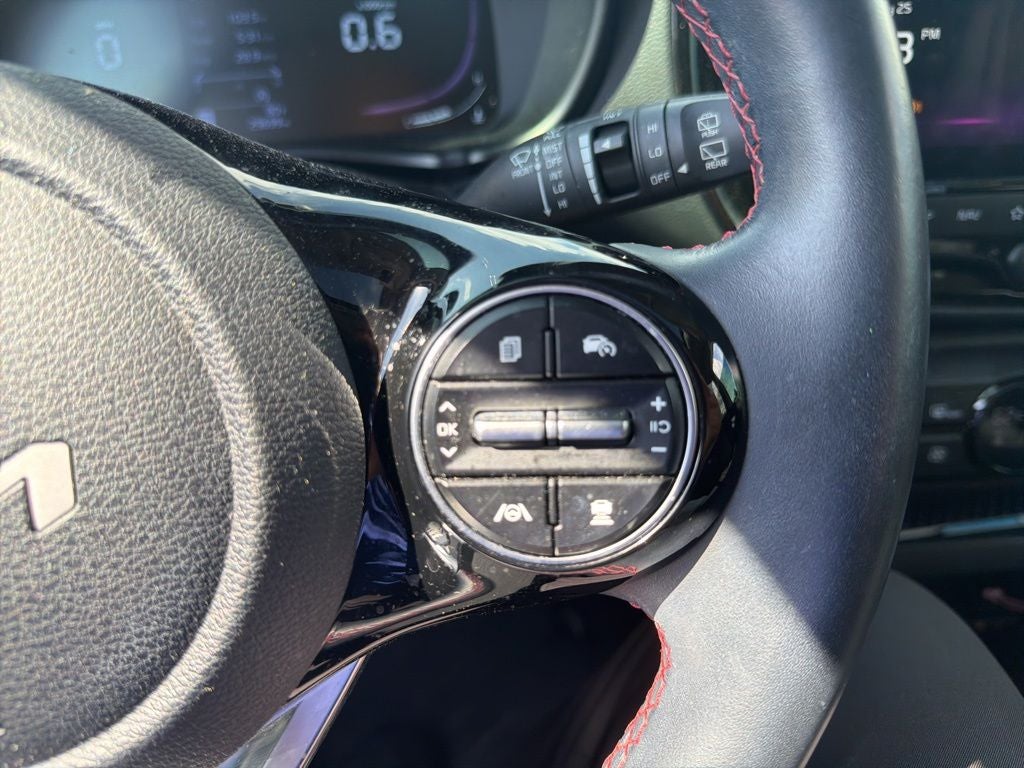 2023 Kia Soul GT-Line Technology Pkg