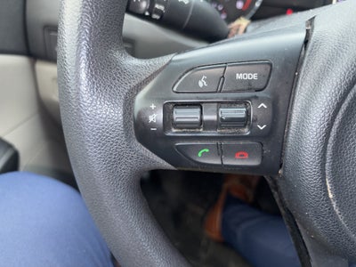 2018 Kia Sedona LX 6/3 ROW