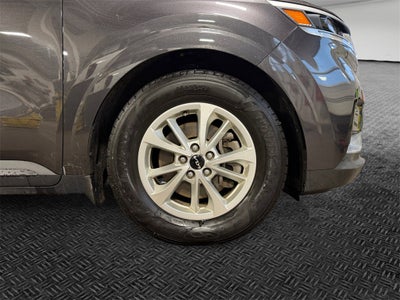 2024 Kia Carnival LX Seat Package