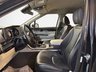 2024 Kia Carnival LX Seat Package