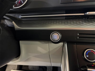 2024 Kia Carnival LX Seat Package