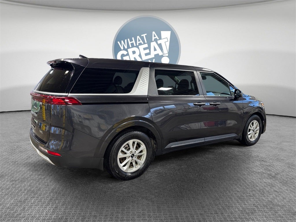 2024 Kia Carnival LX Seat Package