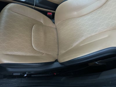 2023 Kia Carnival LX Seat Package