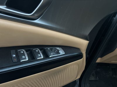 2023 Kia Carnival LX Seat Package