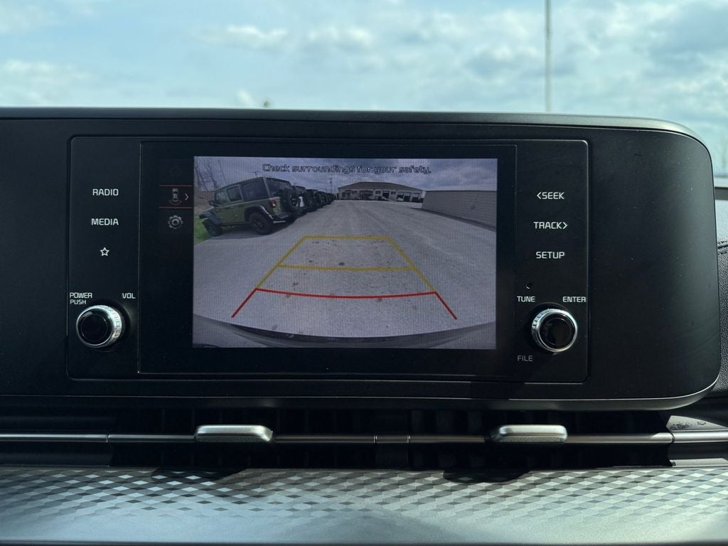 2023 Kia Carnival LX Seat Package