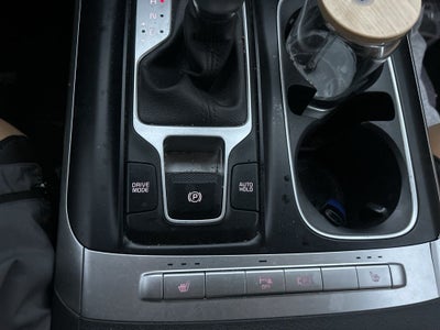 2023 Kia Carnival LX Seat Package