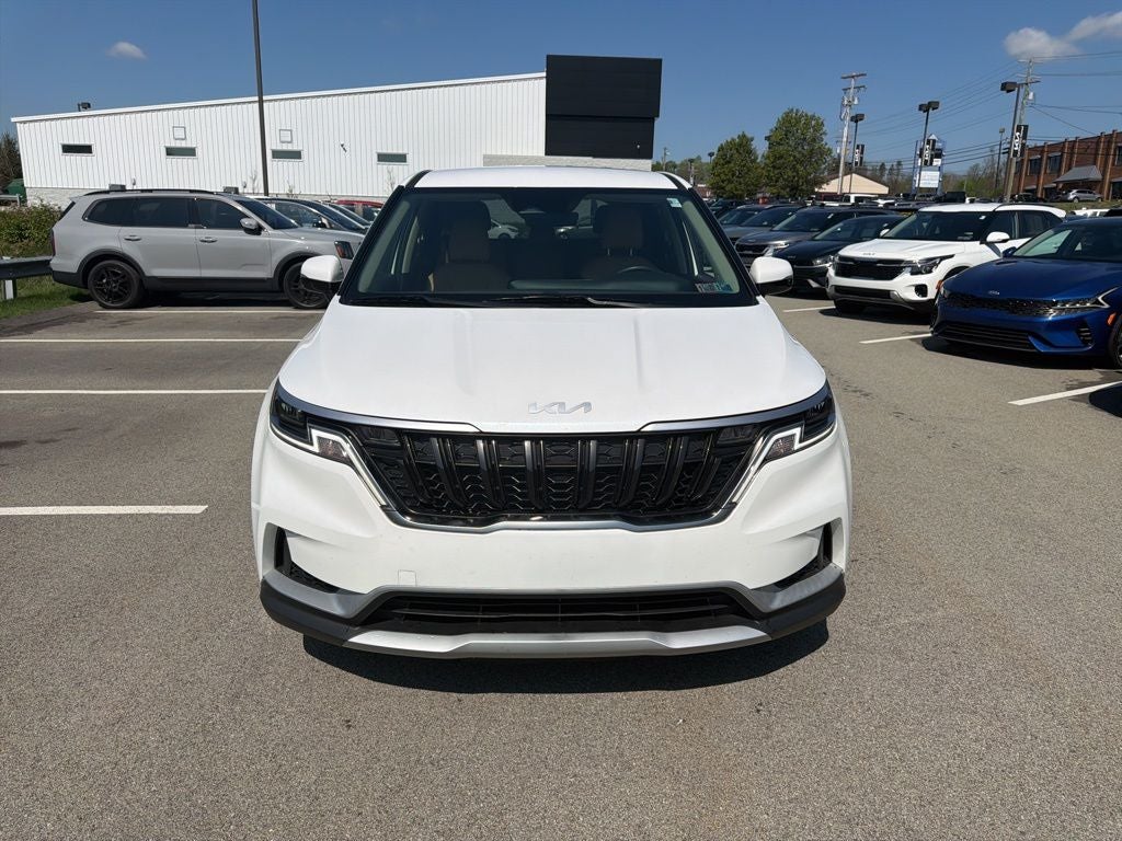 2024 Kia Carnival LX