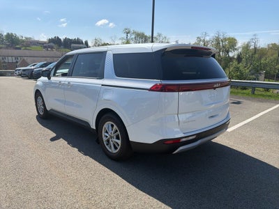 2024 Kia Carnival LX