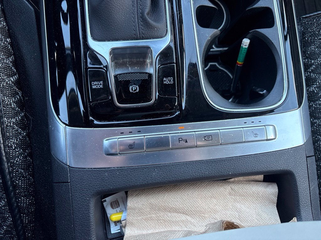 2024 Kia Carnival EX