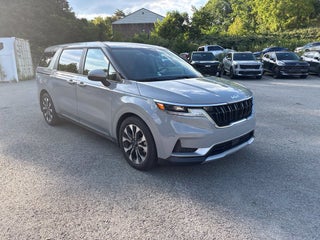 2024 Kia Carnival EX