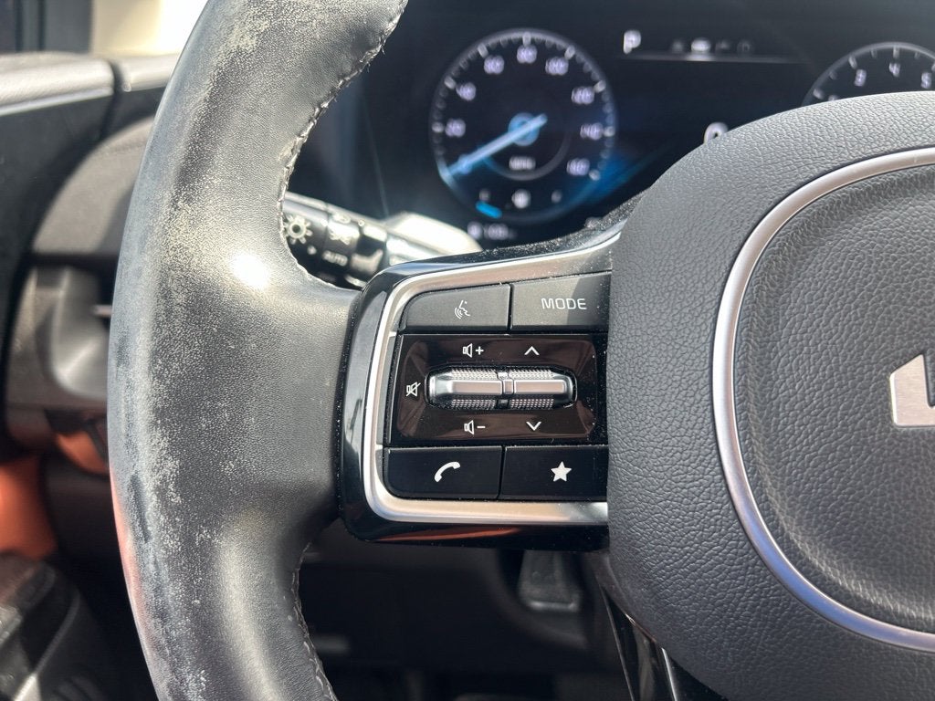 2024 Kia Carnival SX
