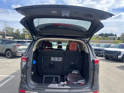 2024 Kia Carnival SX