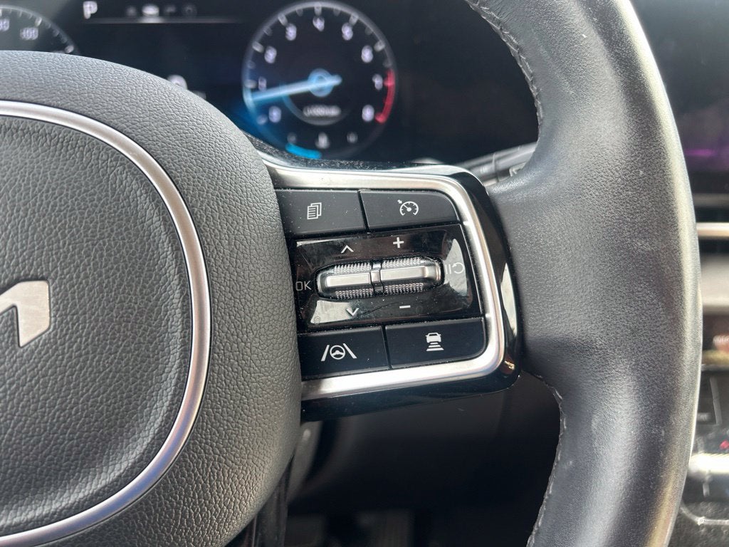 2024 Kia Carnival SX REAR ENTERTAINMENT