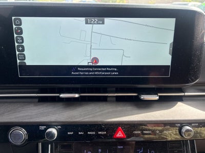 2024 Kia Carnival SX