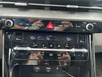 2023 Kia Carnival SX REAR ENTERTAINMENT