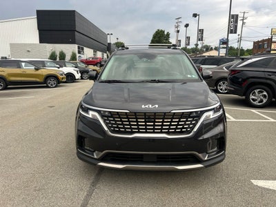 2023 Kia Carnival SX REAR ENTERTAINMENT