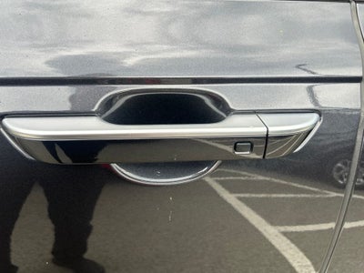 2023 Kia Carnival SX REAR ENTERTAINMENT