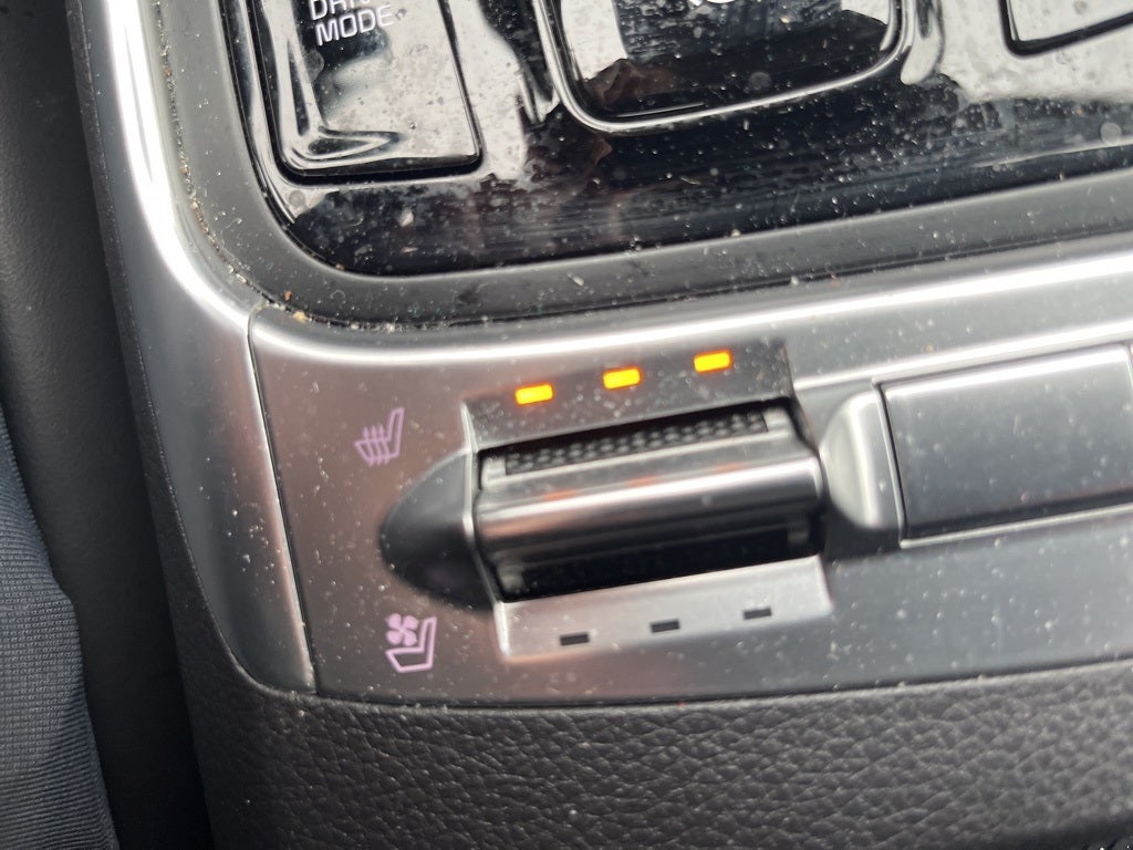 2025 Kia Carnival SX Dark Edition