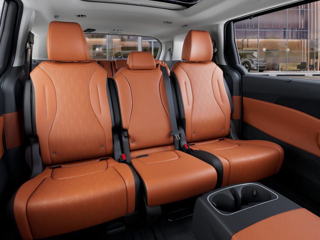 2026 Kia Carnival Base