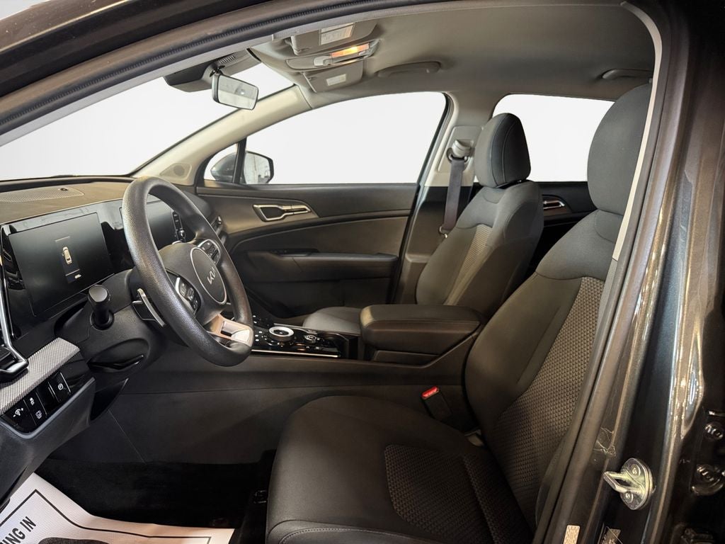 2023 Kia Sportage Hybrid LX