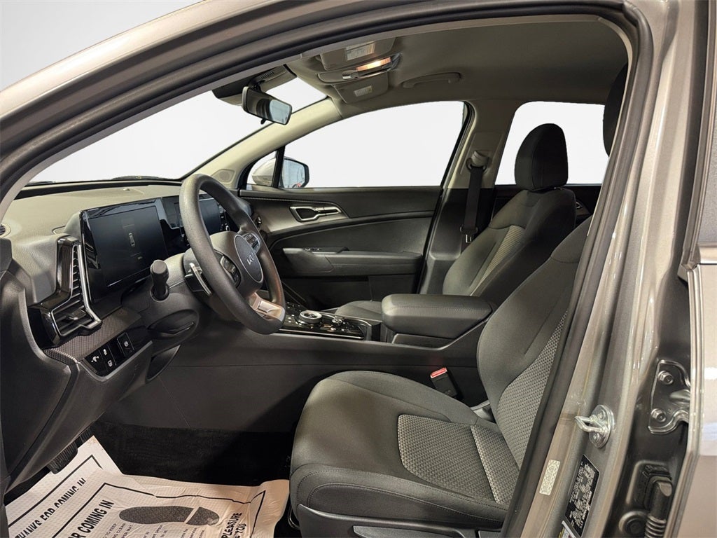 2023 Kia Sportage Hybrid LX AWD